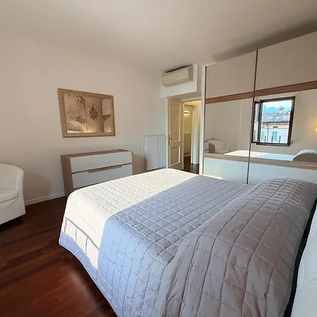 Attico Frontelago Apartmán